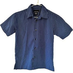 Van Heusen Short Sleeve Button Down Blue Dress Shirt Kid Size Small (8)